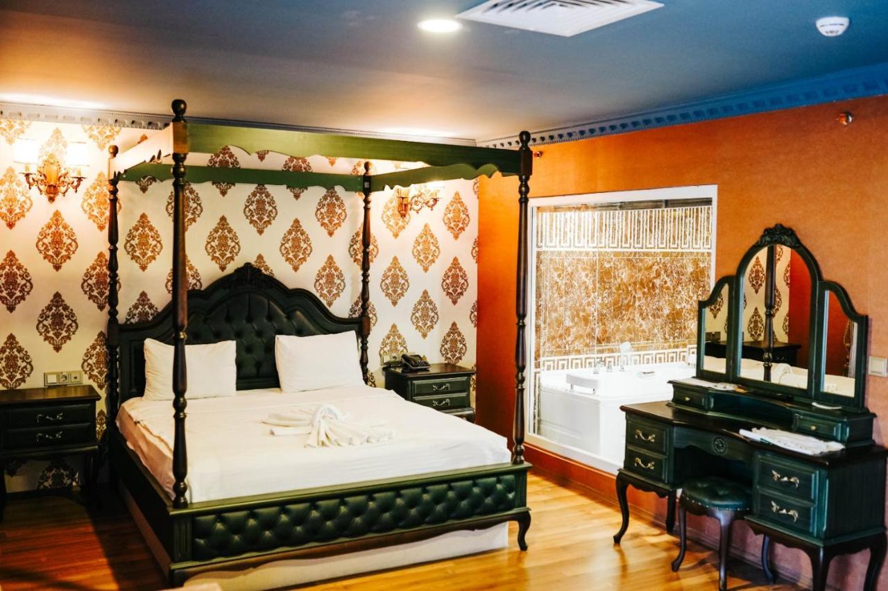 Reform Hotel Van Luaran gambar