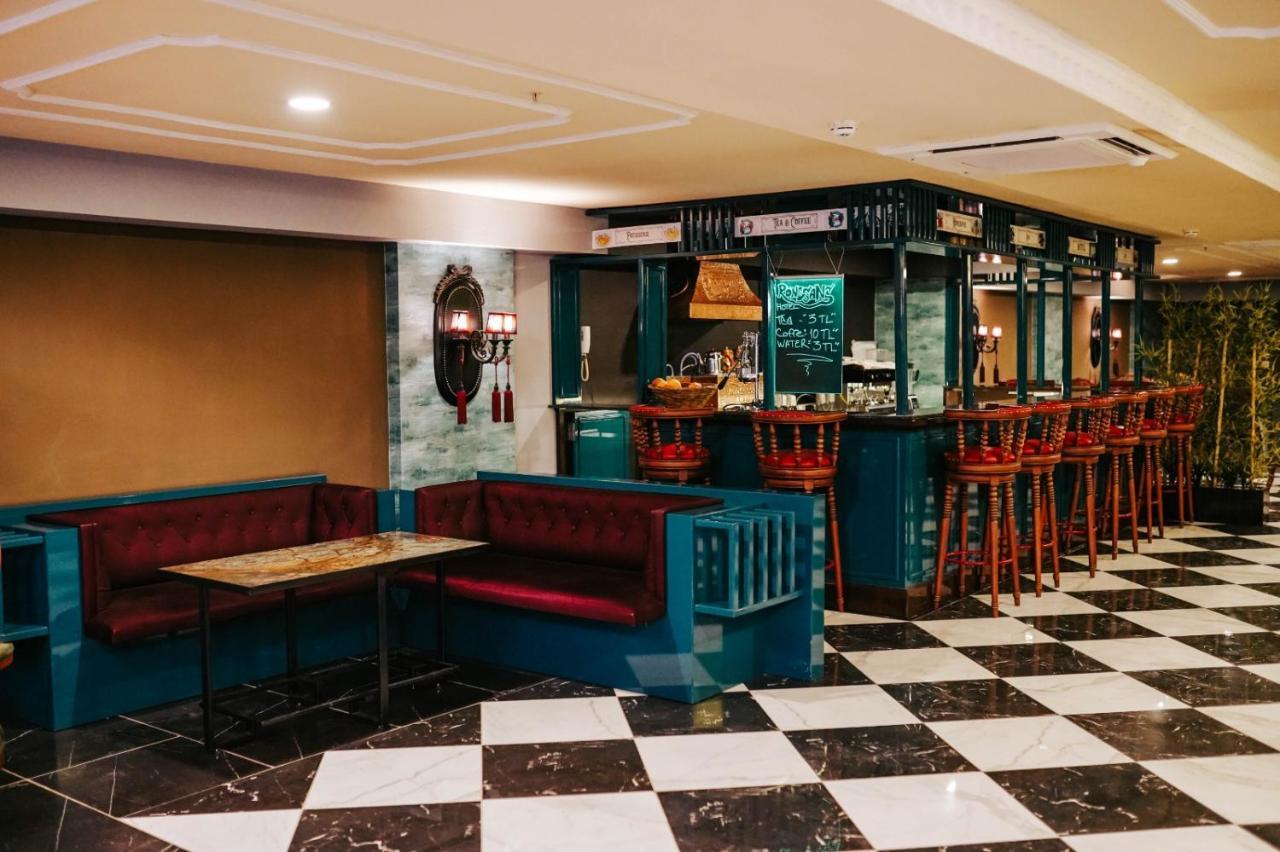Reform Hotel Van Luaran gambar
