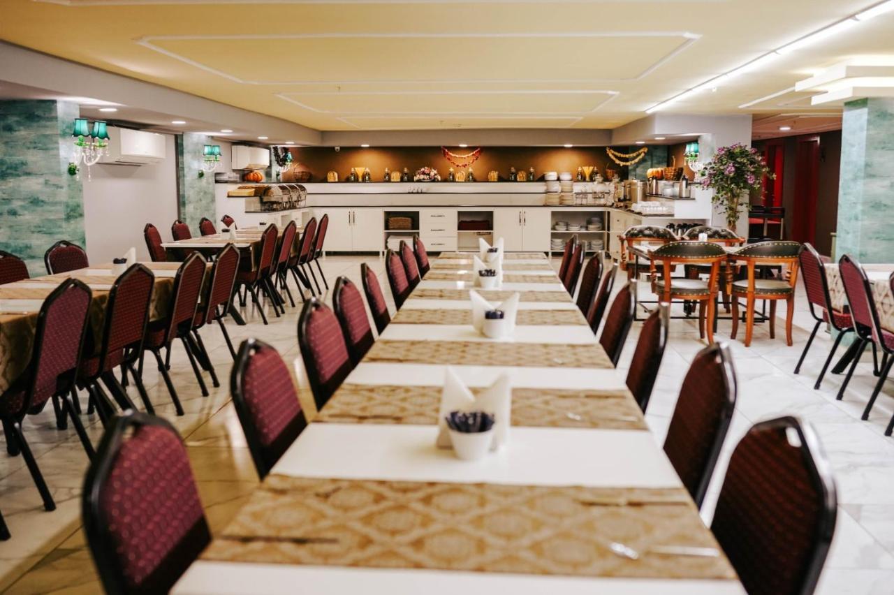 Reform Hotel Van Luaran gambar