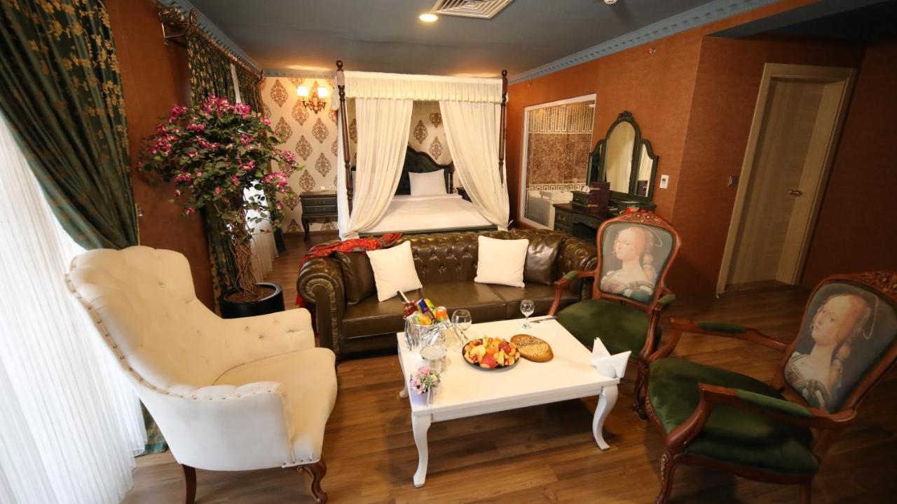 Reform Hotel Van Luaran gambar
