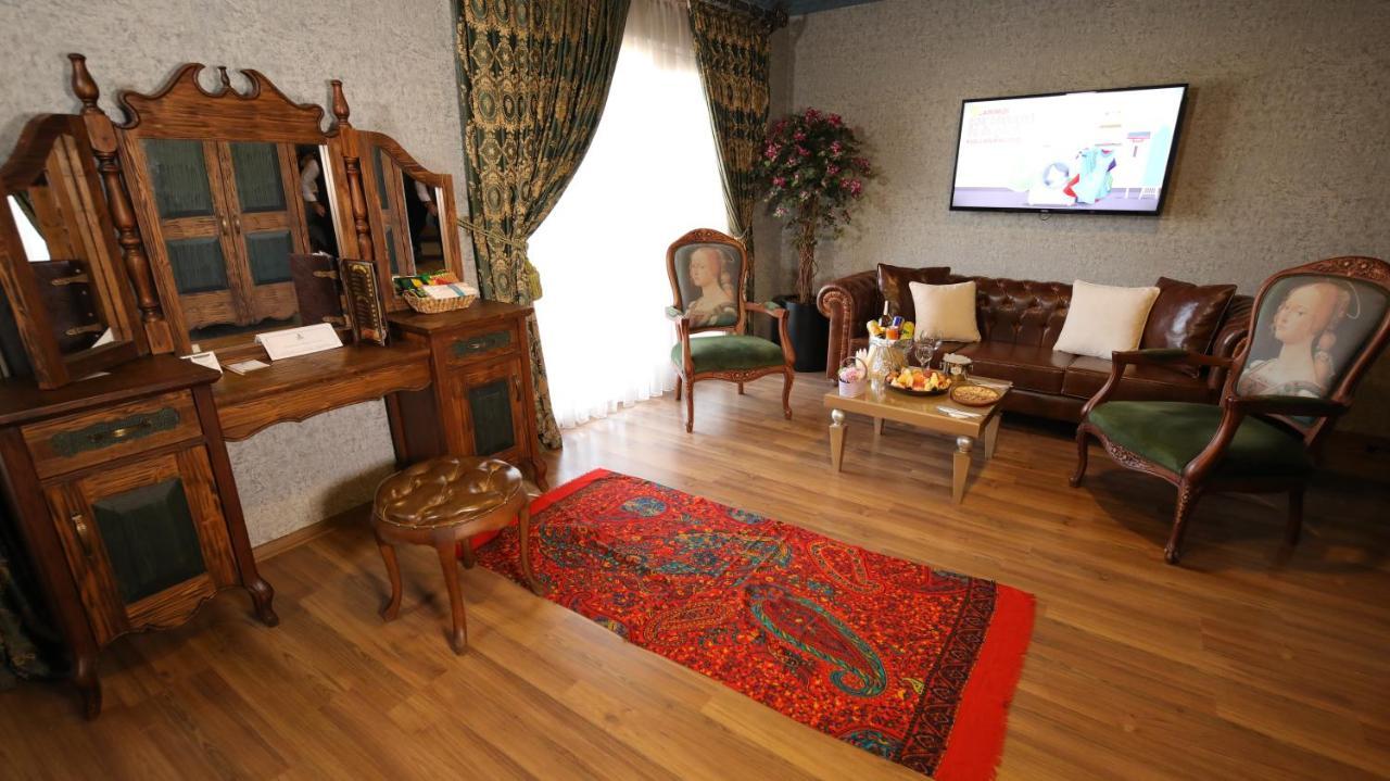 Reform Hotel Van Luaran gambar